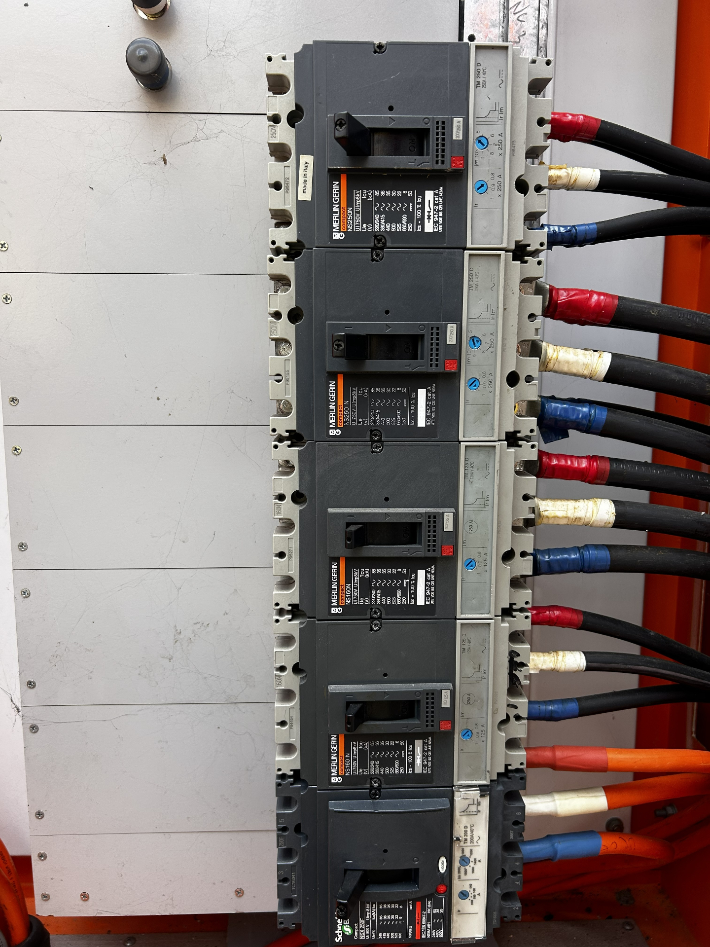 Moulded case circuit breakers and cable terminations inside a commercial main switchboard